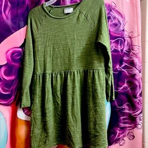 14/16 long sleeve girl dress. Perfect with tights and boots.